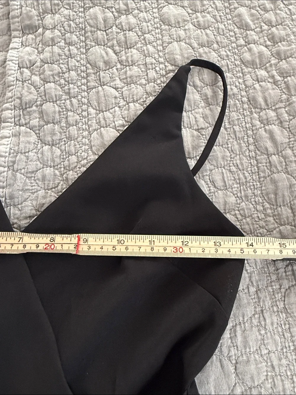 ASOS Black‎ Sleeveless V-Neck Crop Jumpsuit with Waist Tie Size 2